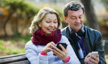 વૃદ્ધ માતાપિતાને આ કારણોસર ઘરની બહાર લાત આપવામાં આવે છે બાળકો, સાવચેત માતાપિતા બનો