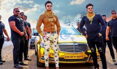 यह व्यक्ति कोई साधारण व्यक्ति नहीं है। दौलत के मामले में अंबानी को देते हैं टक्कर, रखते हैं सोने की गाड़ी