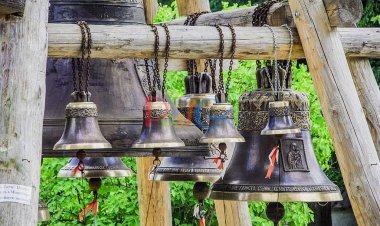 मंदिर में प्रवेश करते समय घंटी क्यों बजाई जाती है , 99 % लोको नहीं जनता उसका कारण