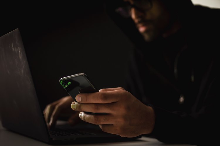 Protecting Your Mobile: Essential Tips to Keep Hackers at Bay